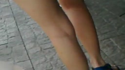 throw cum on a girl in the street