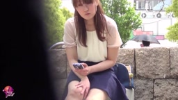 UPSKIRT PANTYLESS 5