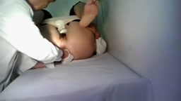 中華のケツ穴検査