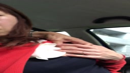 熟女OL乳首責め