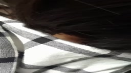 胸覗き見
