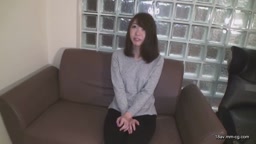 恥ずかしがり屋の普通の娘