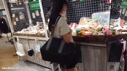 睡眠レイプされながらも幸せそうに眠るJK16