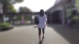 拾い人妻2-家族で遊びに来てた人妻を公衆便所に呼び出し