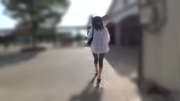 拾い人妻2-家族で遊びに来てた人妻を公衆便所に呼び出し