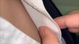 【電車おっぱい痴漢】入学早々におっぱいを痴漢されちゃう可愛いJK
