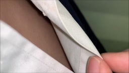 【電車おっぱい痴漢】入学早々におっぱいを痴漢されちゃう可愛いJK