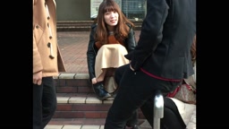 美人JDのパンチラ