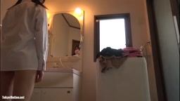 JKの妹がお風呂に行くので盗撮してみた