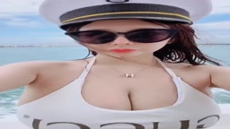 巨乳