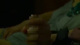 ポルノ映画館に男漁りにいく閉経熟女