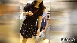 盗撮 逆さ撮り 顔出し カルバンクライン