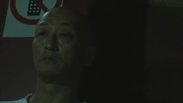 ポルノ映画館に男漁りにいく閉経熟女