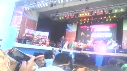 Amigo encoxando a culote 2