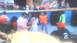 Amigo encoxando a culote 2