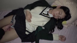 睡眠姦 名門緑ブレザー美少女