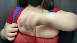 超乳