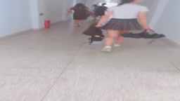裙底 偷拍 走光  逆 パンチラ