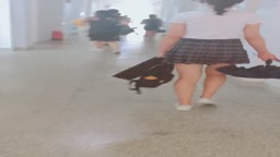 裙底 偷拍 走光  逆 パンチラ