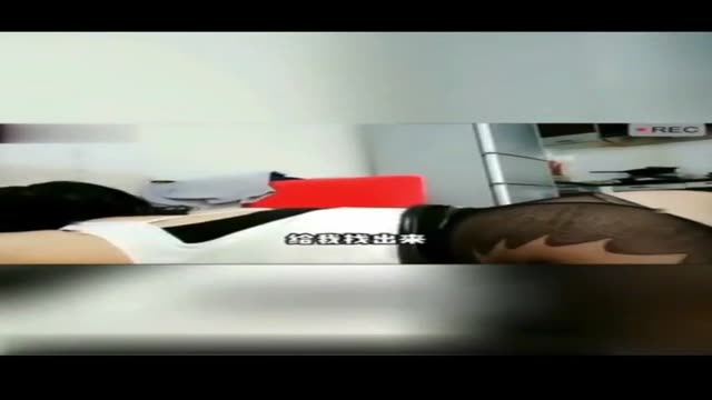 亂倫 電話 淫語 兒子強上媽媽 爸爸突然來電話 看媽媽怎麼機智對應
