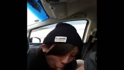 個人撮影 かわいい彼女の車内フェラ