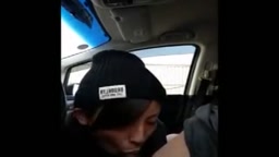 個人撮影 かわいい彼女の車内フェラ