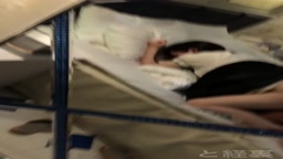 美人学生の顔に大量顔射 p-2