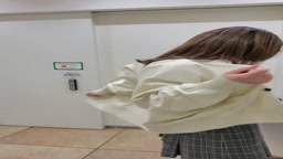 制服から私服へお着換え