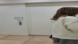 制服から私服へお着換え