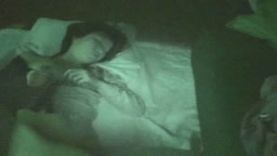 頭巾男の眠っている女性の嫌がらせ3-①