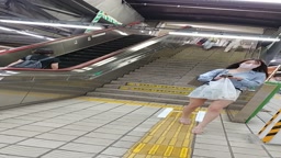 逆さ