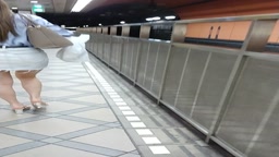 逆さ