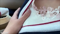 おっぱい痴漢2