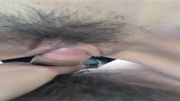 出会い系車内素股第4弾！騎乗位即生ハメ無許可で膣奥に中出しするも逆流せず、精子をお持ち帰り.mp4